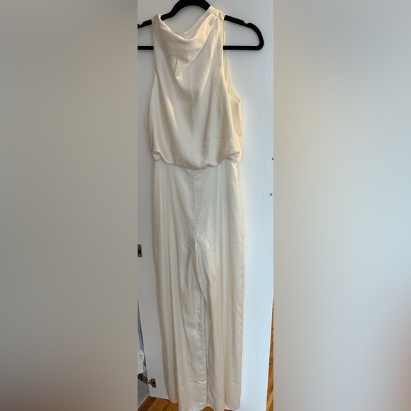High neck draped jumpsuit - Picture 3 of 5